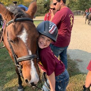 Meet your Posher, Hannah